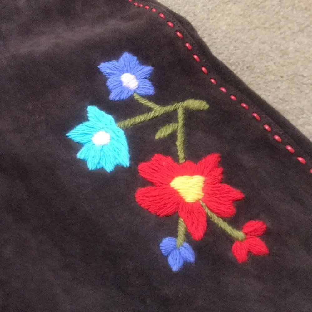 ⚡️FINAL PRICE⚡️ Moschino Cheap and Chic Vintage Flower Leather Skirt - Picture 7 of 16